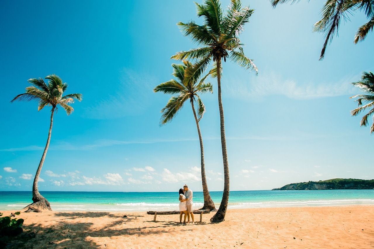 couple photoshoot in macao beach punta cana