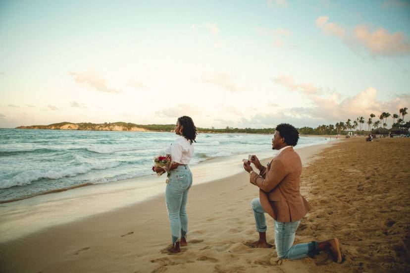 How to Plan the Perfect Beach Proposal