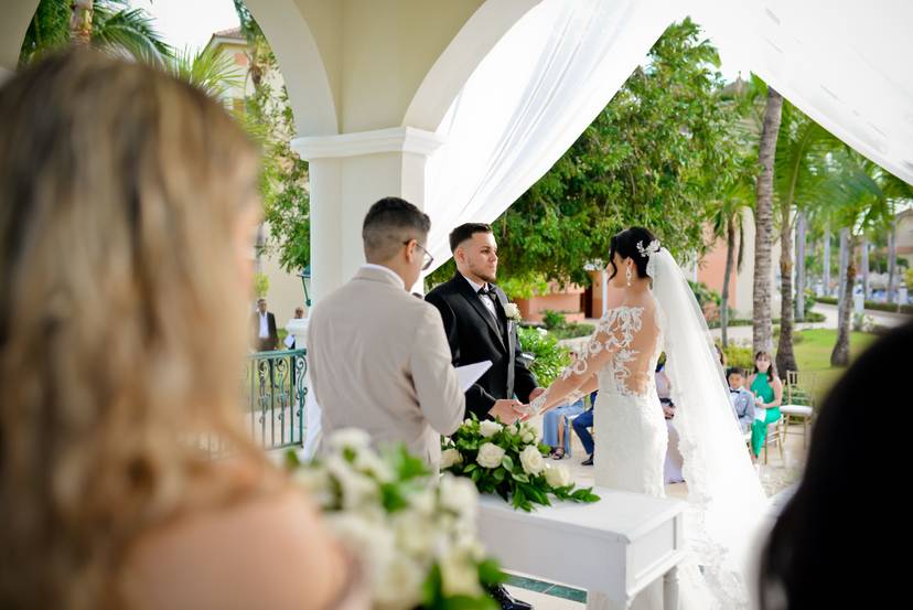 Questions to ask Punta Cana wedding photographer